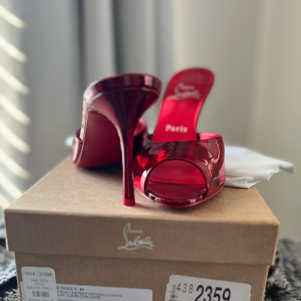 Christian Louboutin Me Dolly Patent Leather Mules 85, Size 6.5-Red